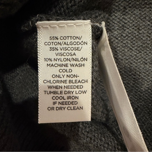 Loft Gray Sweater with Floral Embroidery Size L NWT - Picture 4 of 4